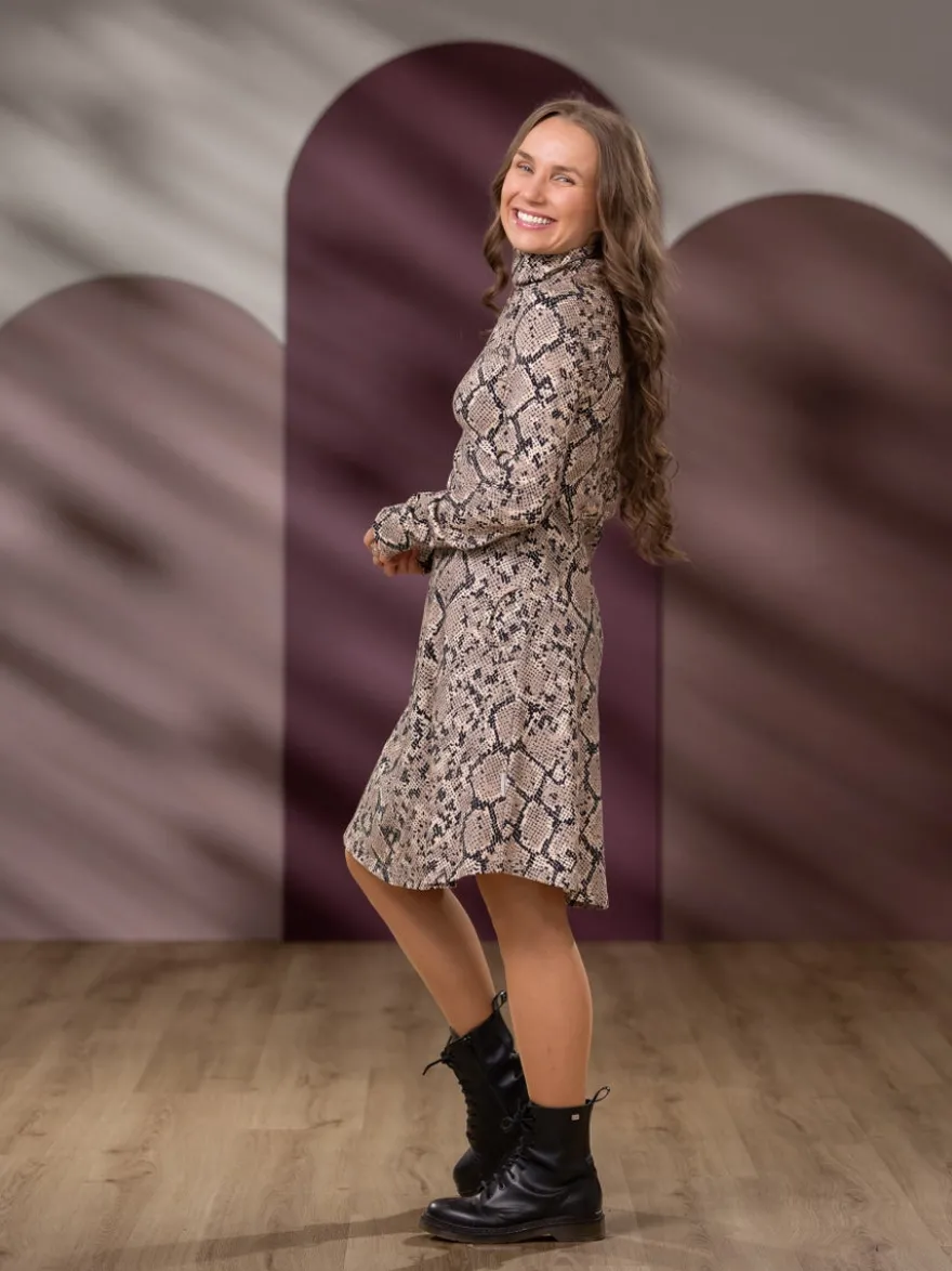 EEVAmekko (Eleganssi hiekka trikoo)