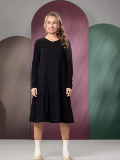 ELLEmekko (musta trikoo)