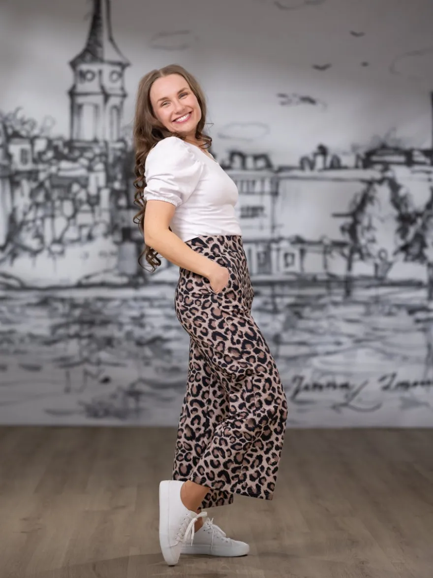 FRIDApaita lyhythiha (valkoinen trikoo)