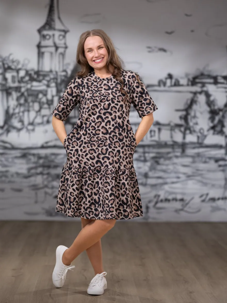 SELMAmekko lyhythiha (Vapaa taupe trikoo)